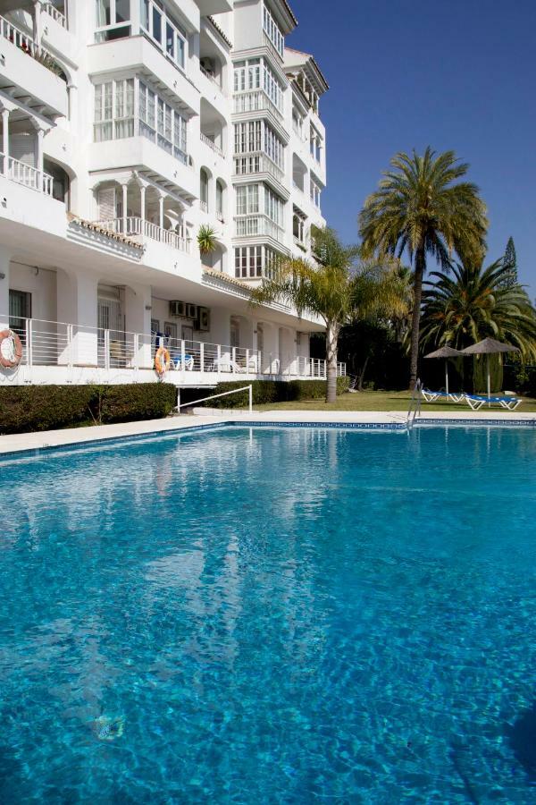 Luxury 1 Bedroom Apartment Next To The Casino Marbella Exterior photo